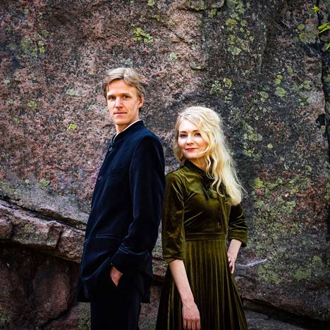 Olli Hirvanen ja Johanna Kärkkäinen esiintyvät ensi sunnuntaina Jämsän kirkossa.