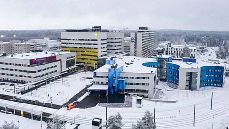 Potilas- ja asiakastiedot ovat siirtyneet hyvin 23 kunnasta ja sairaanhoitopiiristä Pirkanmaan hyvinvointialueelle. Kuvassa Tampereen yliopistollinen sairaala.