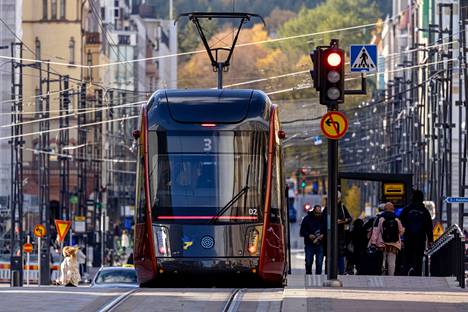 Tampereen ratikan operatiivisista toiminnoista vastaavan VR-Yhtymä oy:n mukaan raitiovaununkuljettajien määrän väheneminen ei vaikuta ratikkaliikenteen aikatauluihin Tampereella. 