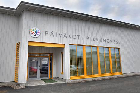 Suomen ensimmäinen yliopistollinen harjoittelupäiväkoti Pikkunorssi avasi ovensa vuonna 2021. Ensi vuoden alusta päiväkodista tulee Rauman kaupungin toimintaa.