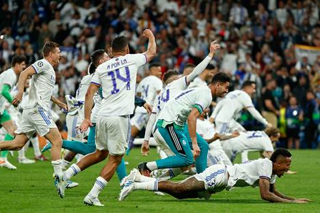 Real Madrid juhli keskiviikkona Mestarien liigan finaalipaikkaa.