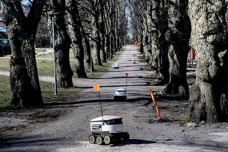 Viime vuonna Espoossa testatut ostoksia kuljettavat robotit saapuvat tulevana kesänä useisiin isompiin kaupunkeihin, myös Tampereelle.