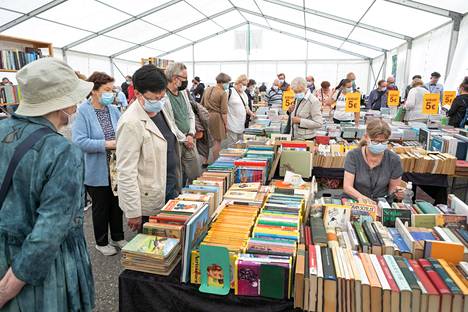 Vanhan kirjallisuuden päiville on tulossa noin 30 vanhojen kirjojen kauppiasta.
