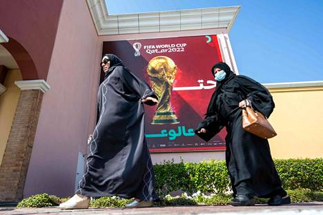 Dohassa valmistaudutaan jalkapallon MM-kisoihin.