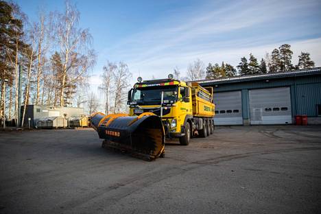Talvi saa Destia oy:n työpäällikön Mikko Kuusiston mukaan tulla, sillä valmistelevat työt on väylänhoidossa tehty.