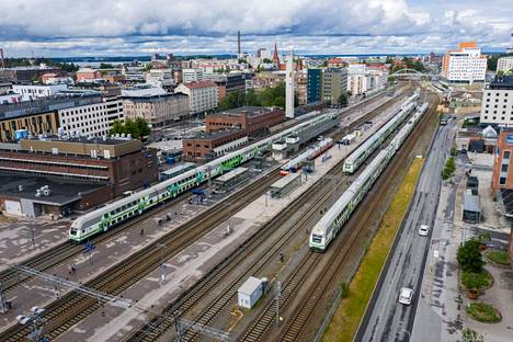 Tampereen ratapihan uudistus pitää saada vauhdilla käyntiin,  edunvalvontapäällikkö Jouni Koskela Pirkanmaan liitosta korostaa.