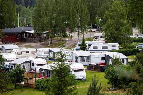 Maisansalon alue tunnetaan muun muassa camping-alueena. Kuva on vuoden 2020 kesäkuulta.