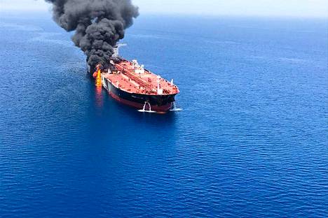 Omaninlahdella käytiin öljytankkereiden kimppuun touko-kesäkuussa. ALL OVER PRESS / EPA.