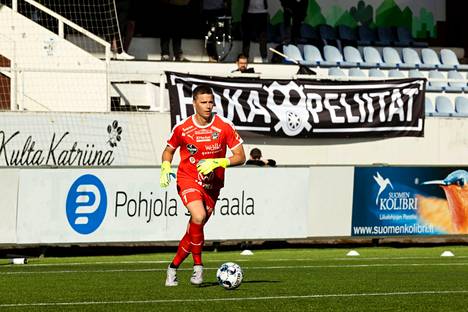 Maalivahti Mika Hilander joutui antautumaan Tehtaan kentällä kerran, ku n Haka ja Lahti pelasivat viime viikolla 1–1-tasapelin.