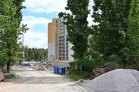 Puisto-Kalevasta tulee uusi asuinalue ratikkareitin varrelle. Samalla seudulla rakentaa Pohjola-rakennuksen lisäksi muun muassa SRV.
