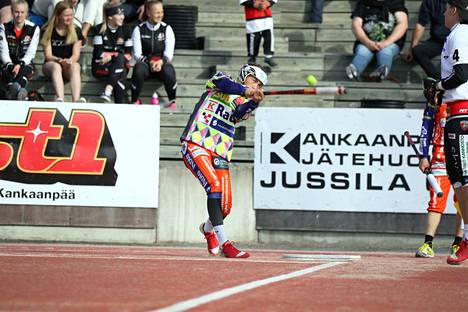 Joona Anttila löi ottelussa kaksi juoksua. Kotiutuslyöntikisan jatkopareilla hän ei kuitenkaan mahtunut lyömään.