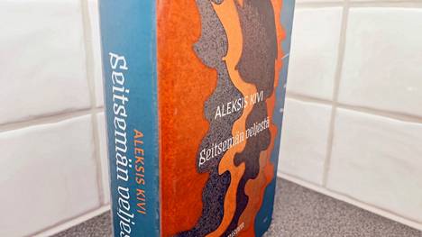 Toimitus tarttui Aleksis Kiven Seitsemään veljekseen. Alun perin tarina ilmestyi vuonna 1870 Suomalaisen Kirjallisuuden Seuran Novellikirjasto-sarjassa neljän vihon painoksena. Yhtenäisenä romaanina se julkaistiin vuonna 1873.