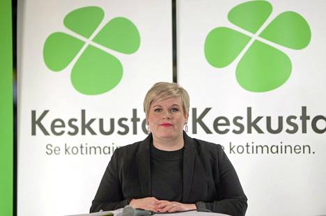 Puheenjohtaja Annika Saarikko keskustan puoluekokouksessa Lappeenrannassa 10. kesäkuuta 2022.