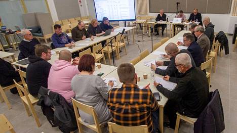 Timo Sorvalin mukaan Jämijärven kunnanvaltuutetut kokevat kunnanjohtajan sähköpostikirjeen loukkaavaksi. 