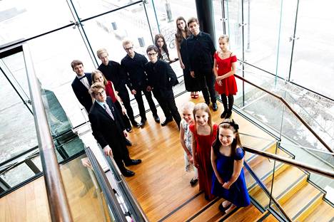 Pianoakatemialaiset opiskelevat ja konsertoivat Mäntässä.