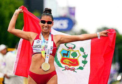 Perulainen Kimberly García León voitti myös 35 kilometrin maailmanmestaruuden.