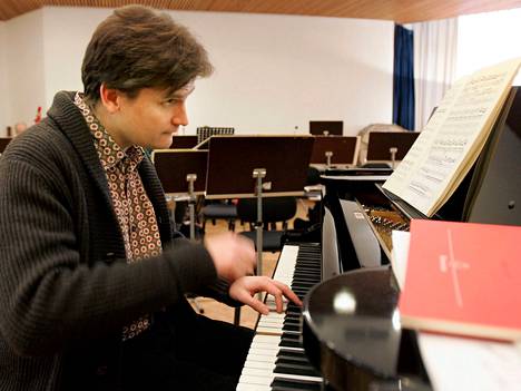 Kansainvälisesti tunnettu pianotaiteilija Olli Mustonen konsertoi Mäntän Musiikkijuhlilla muutaman vuoden tauon jälkeen elokuussa.