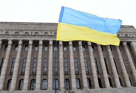 Ukrainan puolesta on osoitettu mieltä Suomessa ja monet toimet ukrainalaisten tukemiseksi on käynnistetty.