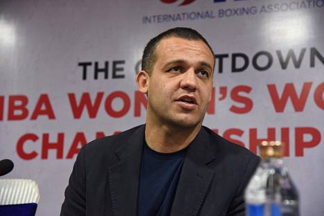 Umar Kremlev on johtanut Kansainvälistä nyrkkeilyliittoa vuodesta 2020. 