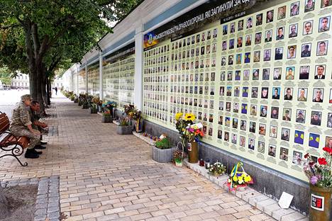 Venäjän vastaisen sodan uhrien muistelua Kiovassa syksyllä 2018.