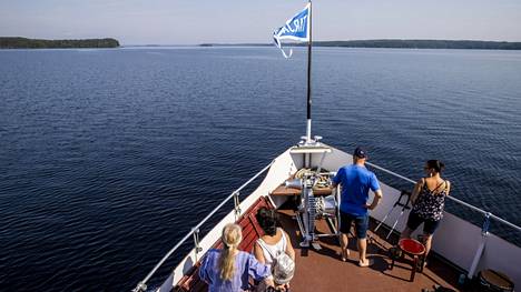 Tarjanne-laiva risteili viime kesänä Tampereelta Virroille.