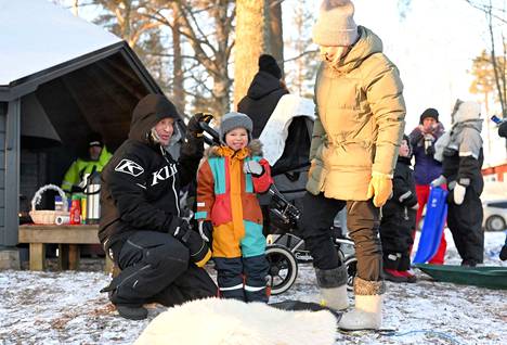 Leikkitreffit kokosivat yheten Hyvikkälän ja Viralan kylien perheet viime marraskuussa.