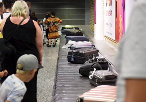  Matkustajia Helsinki-Vantaan lentokentällä 17. heinäkuuta 2019