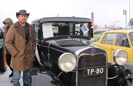 Kaksi vuotta sitten jämsäläinen Pekka Kolu osallistui talviajoihin vuoden 1930 A-mallin Fordilla.
