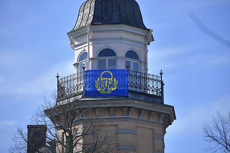 Lukon lippu kaupungintalon tornissa. Kuva: Juha Sinisalo