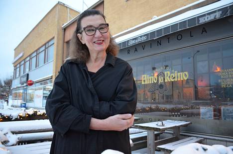 Tintti Lintula kuvailee joulukuuta ja ravintola Ainon ja Reinon viimeisiä päiviä ikimuistoisiksi.