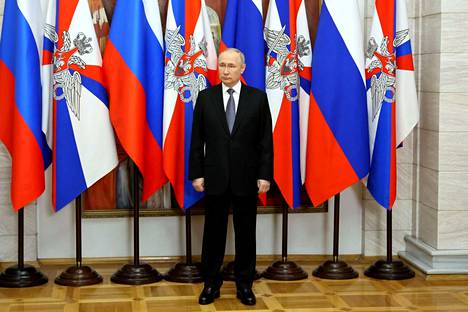 Venäjän presidentti Vladimir Putinin kerrotaan vierailleen maan eteläisen sotilaspiirin päämajassa Rostov-na-Donussa lauantaina 31. joulukuuta. Kuva on Venäjän valtiollisen Sputnik-uutistoimiston välittämä. 