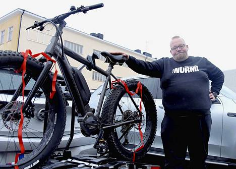 Timo Rautajärvi lähti Raumalta kohti Espoota jälleen yksi polkupyörä mukanaan. Rautajärvi aikoo kokeilla talvipyöräilyä fatbikella. Tästäkin pyörästä hän antaa palautteensa Pyörä-Nurmille.
