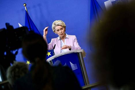 EU-komission puheenjohtaja Ursula von der Leyen energia-asioita käsittelevässä tiedotustilaisuudessa Brysselissä 7. syyskuuta.