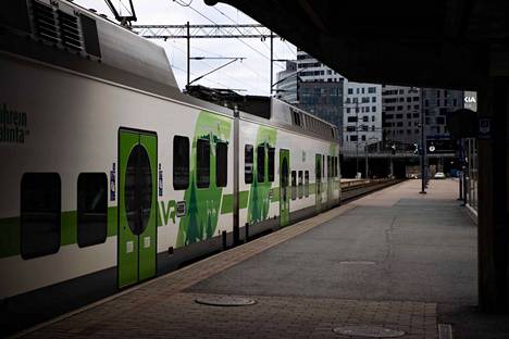 Väylävirasto aloittaa 19. kesäkuuta alkaen myös noin puoli vuotta kestävät ratatyöt, mikä hidastaa osan Helsingistä pohjoiseen lähtevien junien matka-aikoja noin neljällä minuutilla.