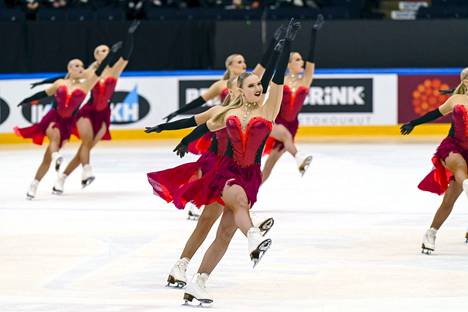 Helsinki Rockettes johtaa lyhytohjelman jälkeen muodostelmaluistelun SM-kilpailua.