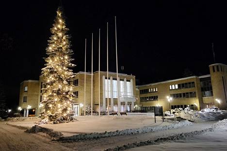 Mänttä-Vilppulan kaupunginvaltuusto piti tämän vuoden viimeisen kokouksensa 12. joulukuuta. Ensi vuoden alusta aloittaa uudistettu organisaatio. 
