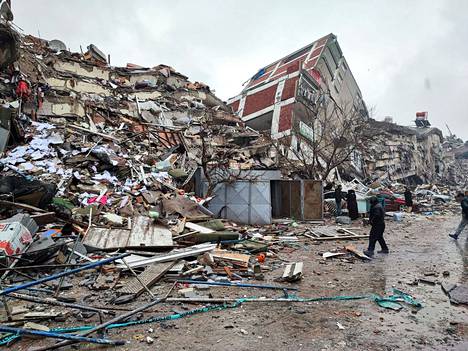 Sortuneita rakennuksia Kahramanmaraşissa Turkissa.