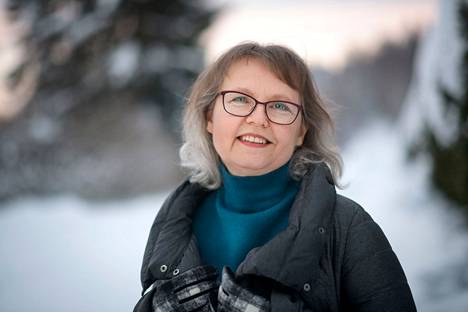 Tampereen yliopiston yleisen kirjallisuustieteen professori Sari Kivistö on juuri aloittamassa tutkimusryhmänsä kanssa kiehtovaa kirjallista tutkimusretkeä menneisyyteen.
