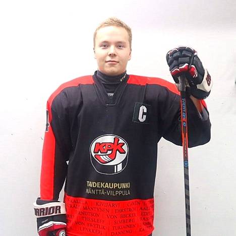 Idea jääkiekkoaiheisen rippikoululeirin järjestämisestä on lähtöisin Aatu Hokkaselta, joka toimii KPK U19 -joukkueen kapteenina.