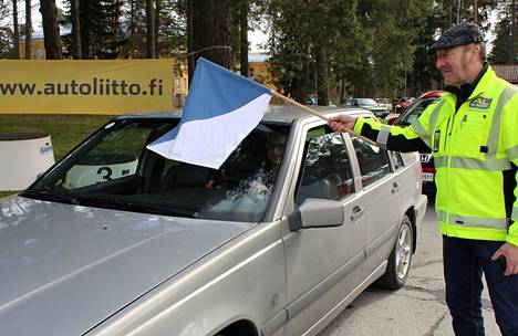 Sastamalassa järjestetään lauantaina ajotaidon SM-osakilpailu sekä Numeroautoajot. Seppo Rehakka lähetti autoja matkaan myös vuonna 2018.