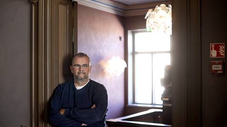 Porin teatterin toimitusjohtaja Anttivesa Knuuttila myöntää, että viime vuoden aikana työhyvinvointiin on kiinnitetty huomiota.