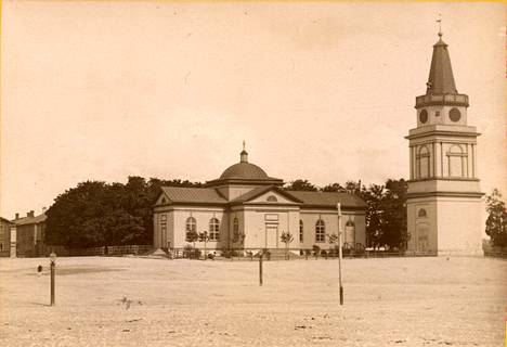 Tampereen Vanha kirkko näytti tältä noin vuonna 1880. 