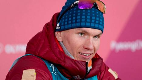 Vielä ei tiedetä, hiihtääkö Aleksandr Bolshunov ensi kaudella maailmancupissa. Kuva olympialaisista 2018.