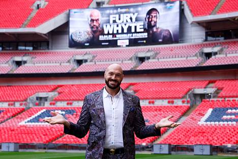 Tyson Fury kuvattiin Lontoon Wembleyllä, jossa WBC-liiton mestaruusottelu käydään.