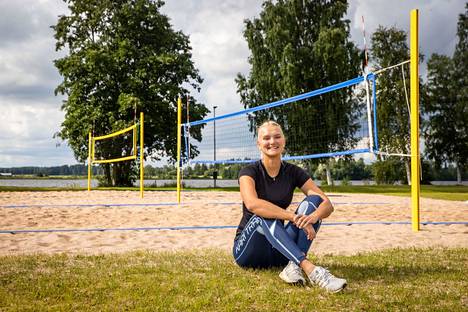 Vilhelmiina Prihti tavoittelee tulevaisuudessa pelaamista ulkomaiden beach volley -kentillä mahdollisimman paljon.