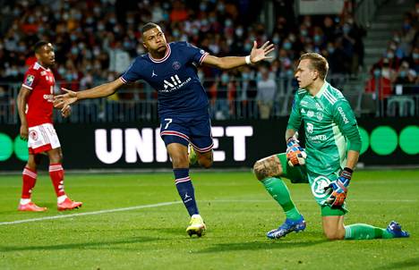 Kylian Mbappé teki maalin Ranskan liigassa Brestiä vastaan 20.8.2021.