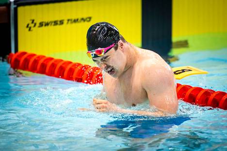 TaTu Tampereen kokenut uimari Anton Herrala otti pronssia 50 metrin perhosuinnissa.