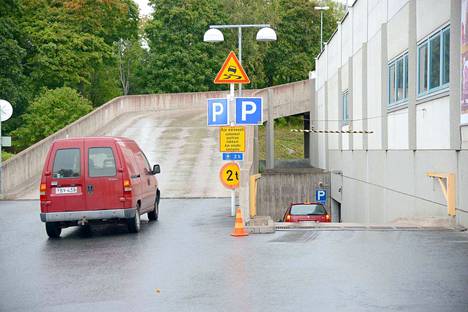 Pysäköinti maksulliseksi viimeistään ensi viikolla - Uutiset - Valkeakosken  Sanomat