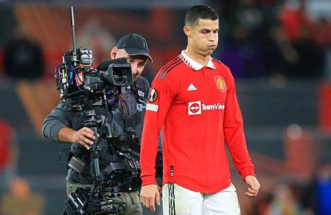 Cristiano Ronaldo antoi kovan tv-haastattelun. Manchester Unitedissa petyttiin tähtipelaajan purkaukseen.