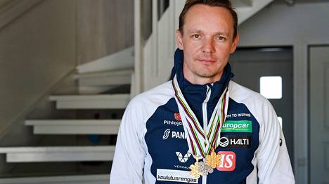 Petter Kukkonen Jyväskylässä maaliskuussa 2022. Kukkonen jätti tehtävänsä yhdistetyn maajoukkueen päävalmentajana viime kauden päätteeksi.